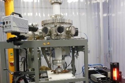 Reconfigurable vacuum test platform for testing and validating electrical and mechanical equipment under vacuum conditions. Reconfigurable vacuum test platform for testing and validating electrical and mechanical equipment under vacuum conditions.