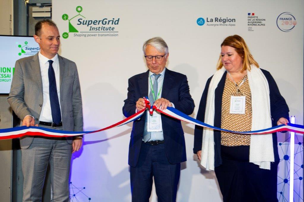Inauguration of our High Power Source platform by (from left to right) Mr Benoit Rochas, Deputy Prefect of South Rhône, Mr Michel Augonnet, President of SuperGrid Institute and Ms Stéphanie Pernod, 1st Vice-President of the Auvergne-Rhône-Alpes Region.