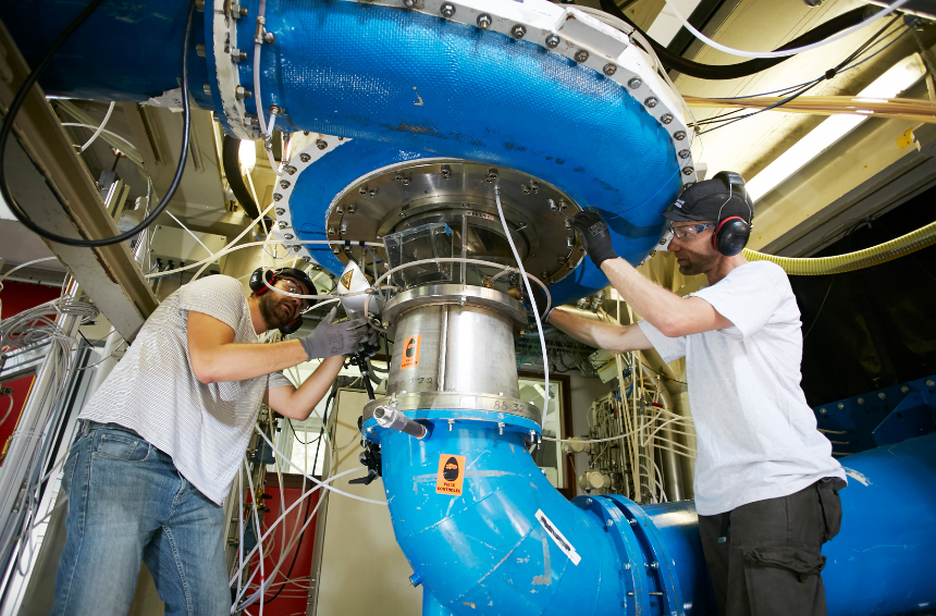 Hydraulic machines test platform